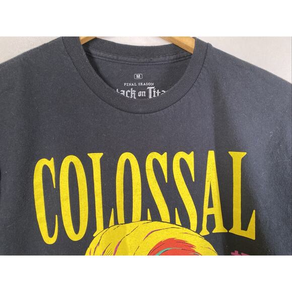 Attack on Titan Colossal Final Season T-Shirt Black Men's Medium 38-40 - Picture 3 of 7